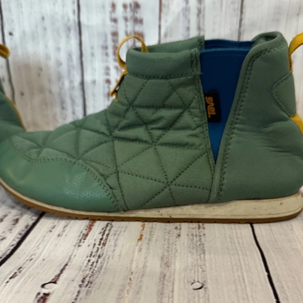 Teva Green Quilted Boots with Blue and Yellow Details